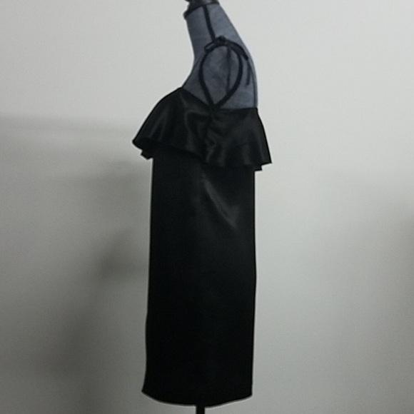 Silky ruffle details mini dress - Picture 4 of 6